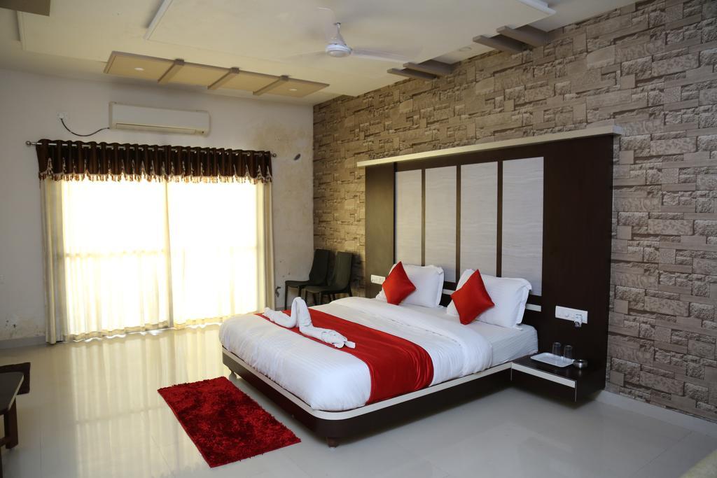 Hotel Rudra Plaza Dwārka Zewnętrze zdjęcie
